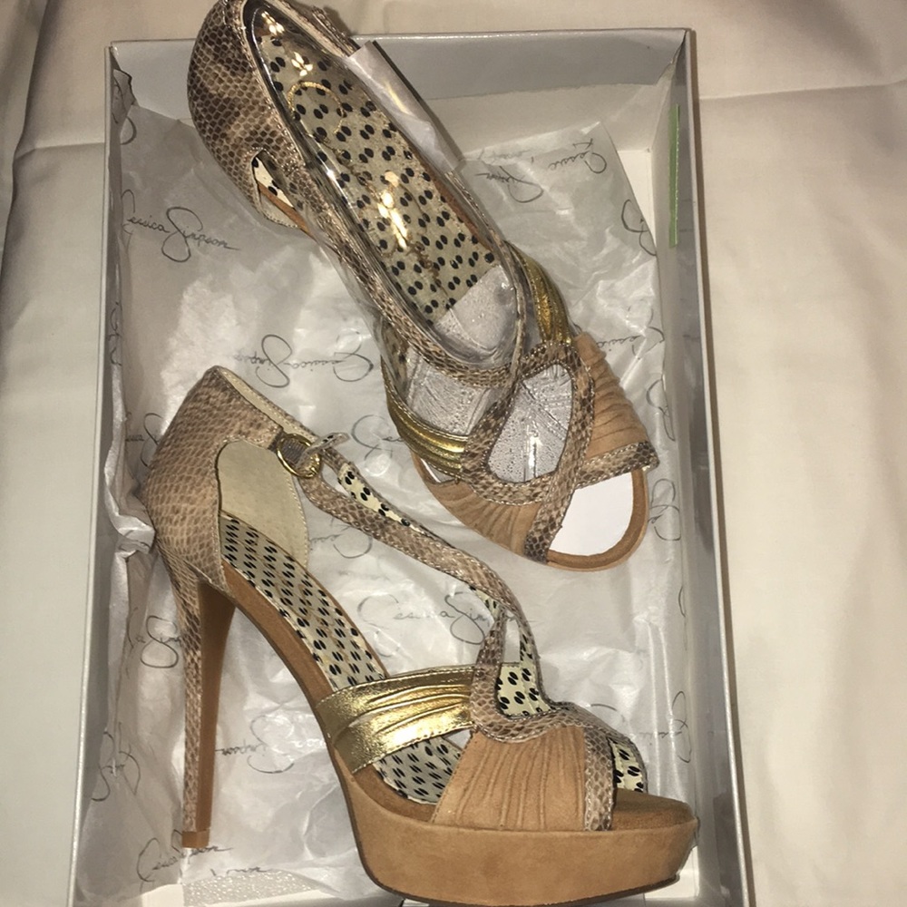NWT Jessica Simpson “Brouge” heels